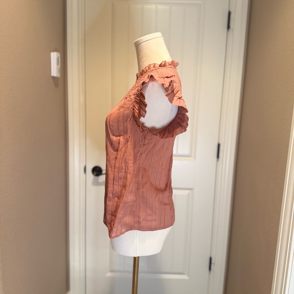 Universal Thread Ruffled Blouse - Peach - New With Tag - Picture 2 of 4